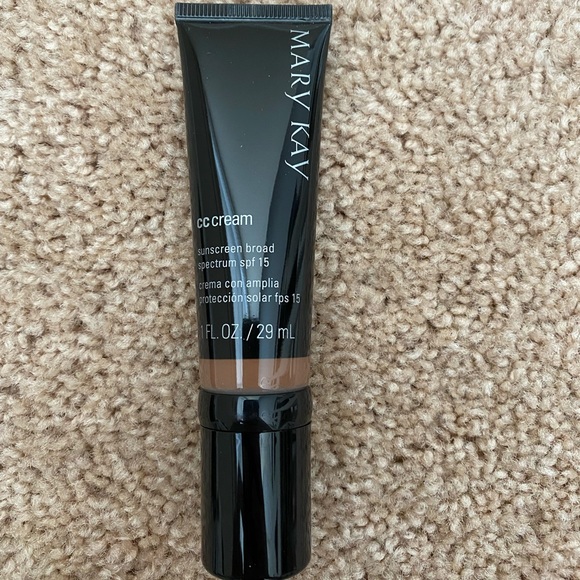 Mary Kay CC Cream-Very Deep